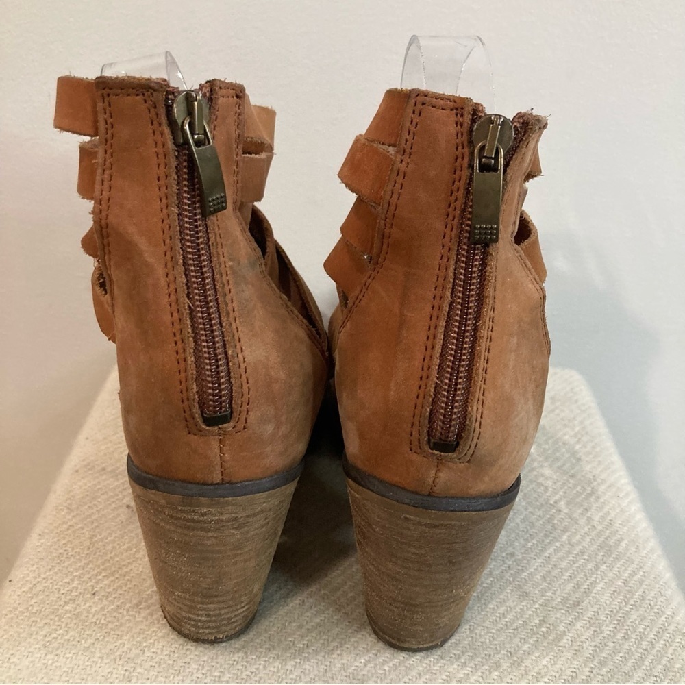 FREE PEOPLE SZ 38 Hybrid Stacked Heel Strappy Back Zipper Ankle Boots Booties - Picture 7 of 11